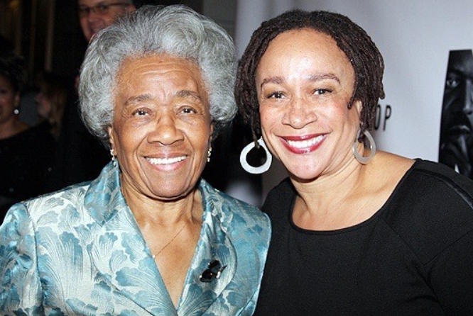 S. Epatha Merkerson With Her Mother, Ann
