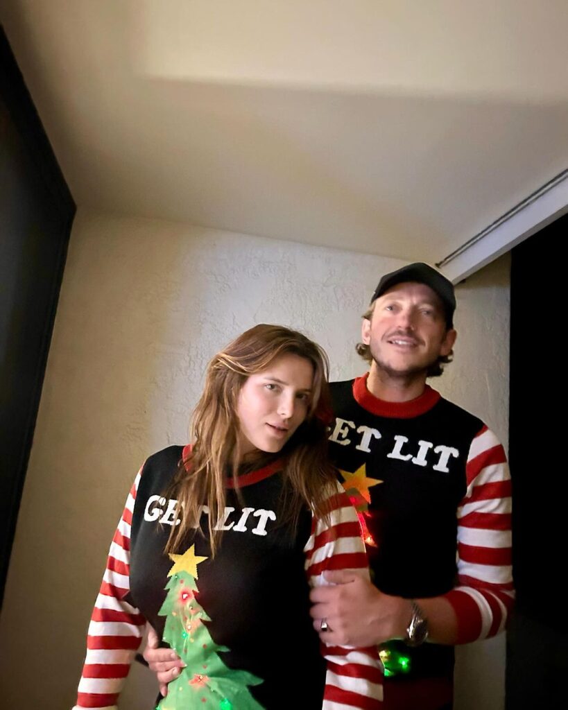 Bella Thorne Siblings: Bella Throne With Her Fiance Mark Emms
