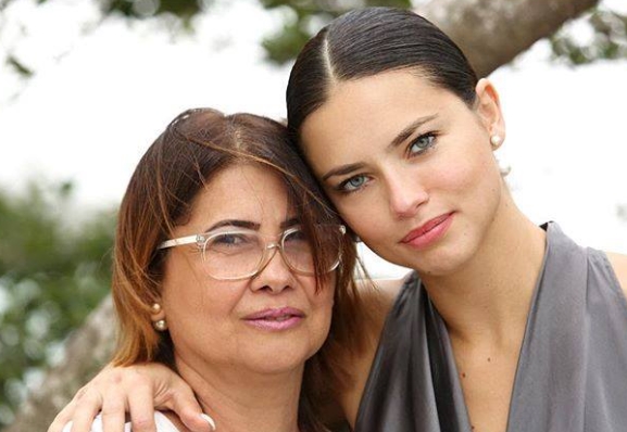 Only Child Of Her Parents, Adriana Lima Is Close To Her Mother