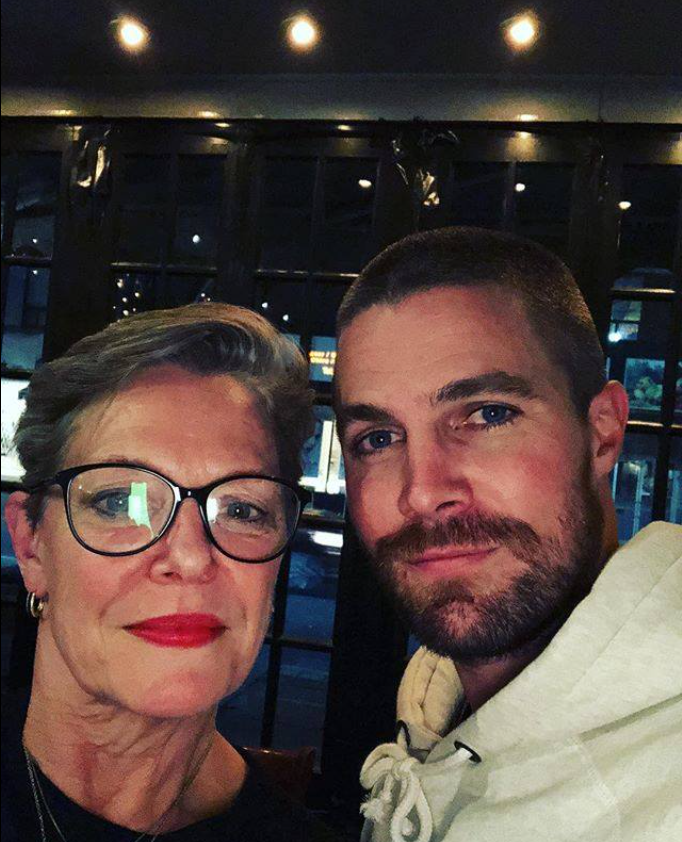Stephen Amell Parents: Stephen Amell With His Mother