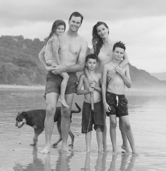 Tom Brady With His Ex-Wife Gisele And Their Kids